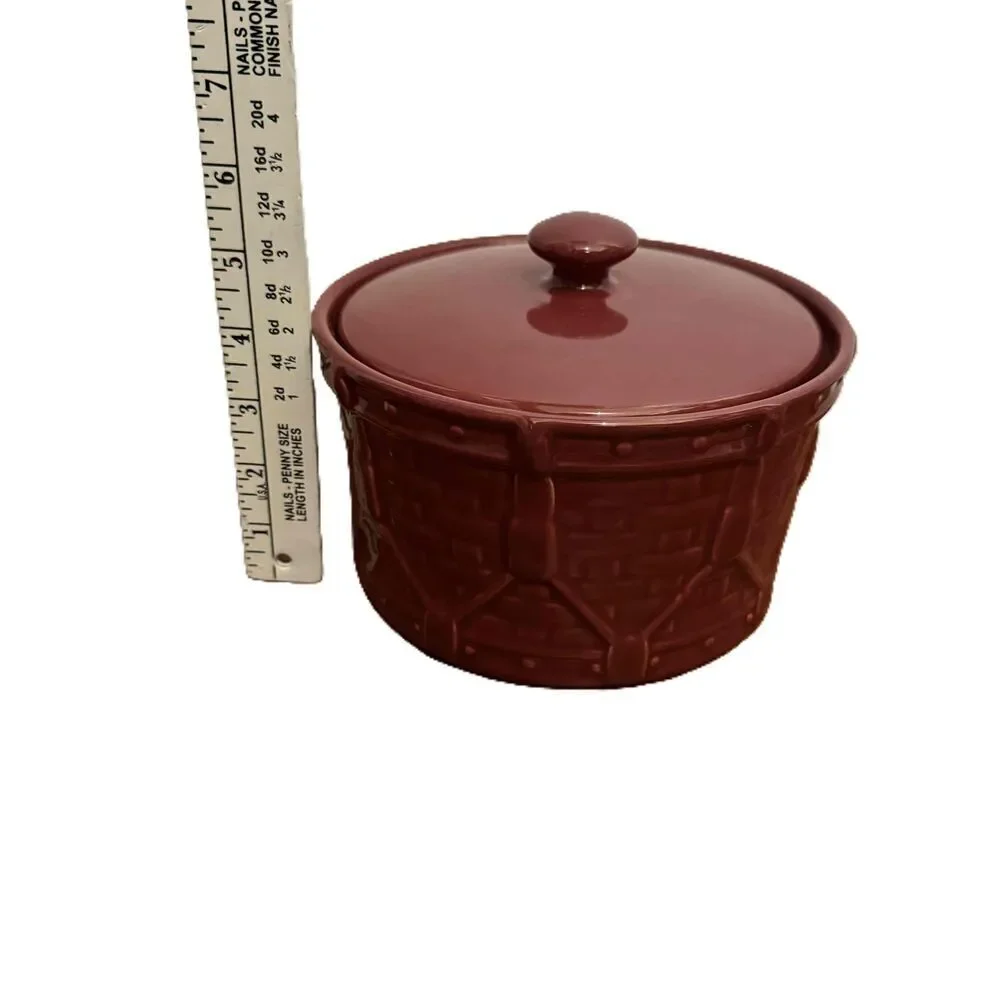 Longaberger Ceramic Lidded Woven Textured Round Crock With‎ Lid Paprika Red